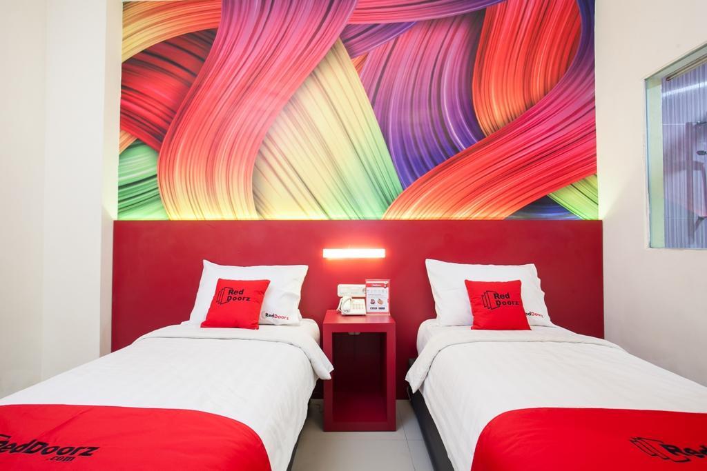 Reddoorz Near Hawaii Water Park 호텔 말랑 외부 사진